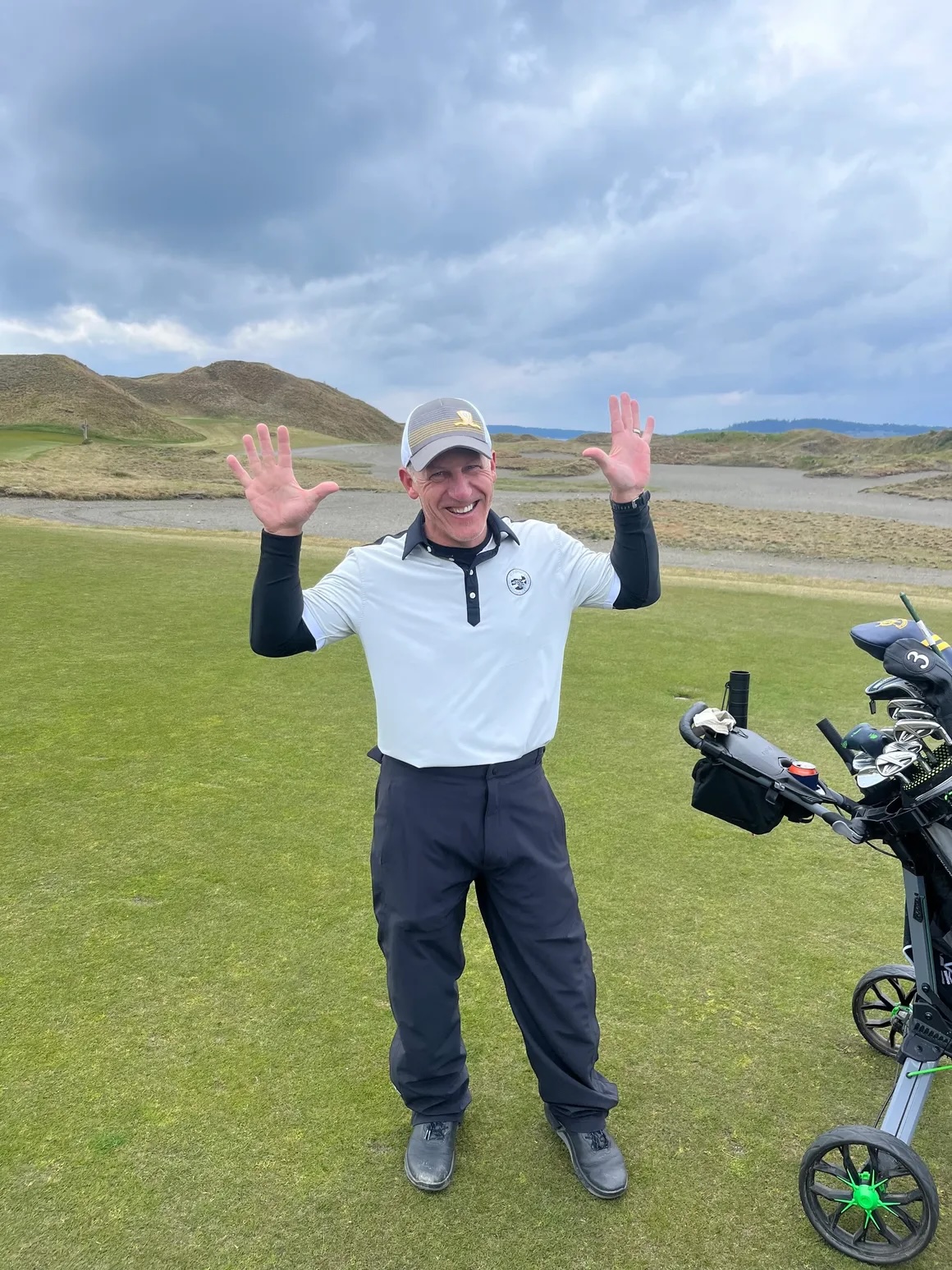 Dan, hole 9